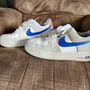 Nike White and Blue Sneakers Classic Style